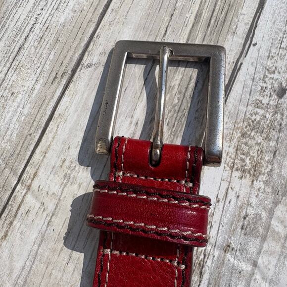 Fossil Leather Belt Sz Med Red 31” Metal Buckle Western Boho Earthy Classic - Picture 6 of 12